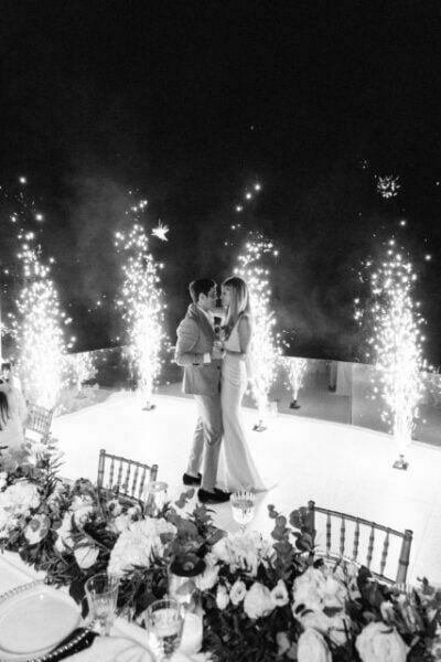 erinstefen weddinginsantorini 21